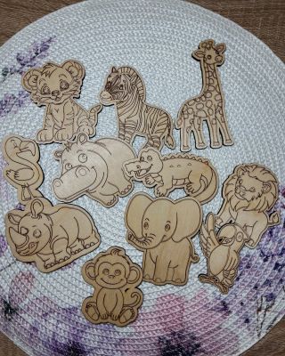 Série nových omalovánek je již k dispozici na e-shopu www.createdbyveru.cz Omalovánky, které udělají radost ke dni dětí...