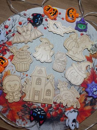 Podzimní a halloweenské omalovánky již na e-shopu www.createdbyveru.cz, také naleznete ❤️🍁👻🎃 #omalovanky #děti #podzim...